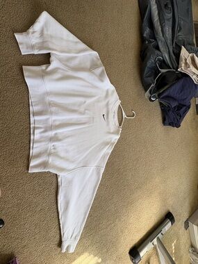 Nike White Crewneck Sweatshirt with Black Swoosh Tag